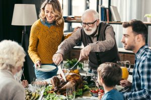 Family enjoying a stress free Thanksgiving